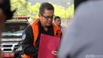 Dua Tersangka Suap Kepala Imigrasi Mataram Diperiksa KPK