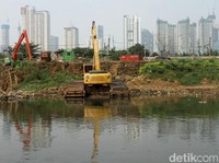 Curhat Anies: Sungai Ditangani Pusat, Pas Banjir Ramainya ke Gubernur