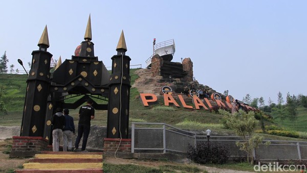 Banyak fasilitas yang akan dilengkapi di Palalangon Park, dari mulai spot foto, gazebo dan lainnya. Obyek wisata ini baru dibangun pada Agustus 2018 lalu. (Wisma Putra/detikcom) Banyak fasilitas yang akan dilengkapi di Palalangon Park, dari mulai spot foto, gazebo dan lainnya. Obyek wisata ini baru dibangun pada Agustus 2018 lalu. (Wisma Putra/detikcom)