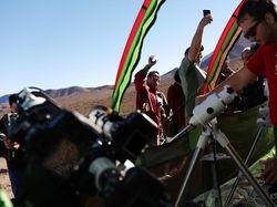 Hebohnya Persiapan Menyambut Gerhana Matahari Total