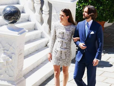 Mempesona! Ini Penampilan Putri Cantik Monako Pakai 3 Gaun Pernikahan