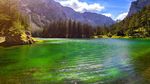 Foto: Danau Hijau Paling Unik di Dunia