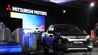 Untuk Indonesia, New Triton akan mulai dipasarkan pada September 2019 mendatang.