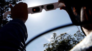 Gerhana Matahari total pada 2 Juli 2019 ini akan menjadi yang pertama sejak Agustus 2017. Saat itu, sebagian wilayah Amerika Serikat (AS) bisa menyaksikannya secara langsung. Foto: Reuters