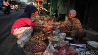 Badan Pusat Statistik (BPS) mencatat adanya inflasi 0,55% di Juni 2019. Penyumbang inflasi terbesar adalah naiknya harga makanan di selama Lebaran.