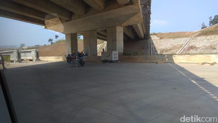 Proyek Tol Cisumdawu/Foto: Trio Hamdani Proyek Tol Cisumdawu/Foto: Trio Hamdani