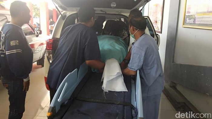 Obesitas dan Risiko Serangan Jantung Pada Gadis Sidoarjo Berbobot 142 Kg