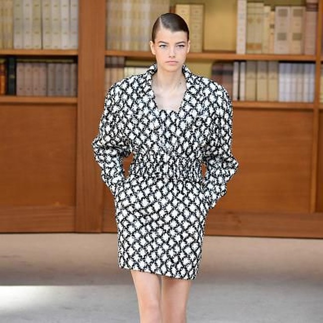 Fashion show Chanel Couture Fall 2019 di Paris, Prancis. Foto: Pascal Le Segretain/Getty Images