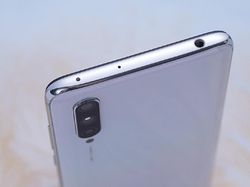 Penampakan Xiaomi Mi CC9 yang Menggoda