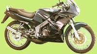 Pada tahun 1994, dunia sepeda motor Indonesia dikejutkan karena Honda mengeluarkan motor dengan mesin 2-tak yaitu Honda NSR150. Istimewa/Pintrest.