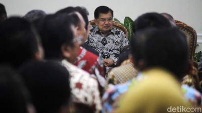 JK Beri Penghargaan ke Pemda yang Dukung Jaminan Sosial