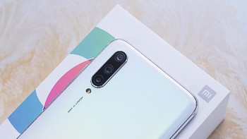 Ukurannya 48 MP + 8 MP dan 2 MP. Foto: Weibo