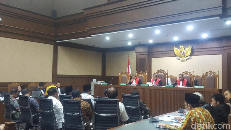 Jaksa KPK Cecar Pengurus PPP: Rommy Bisa Urus Jabatan di Kemenag?