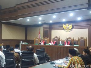Jaksa KPK Cecar Pengurus PPP: Rommy Bisa Urus Jabatan di Kemenag?