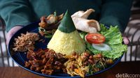 Kajoemanis Nusantara: Sedap Mantap! Mie Gentong Cirebonan dan Sate Plecing Lombok