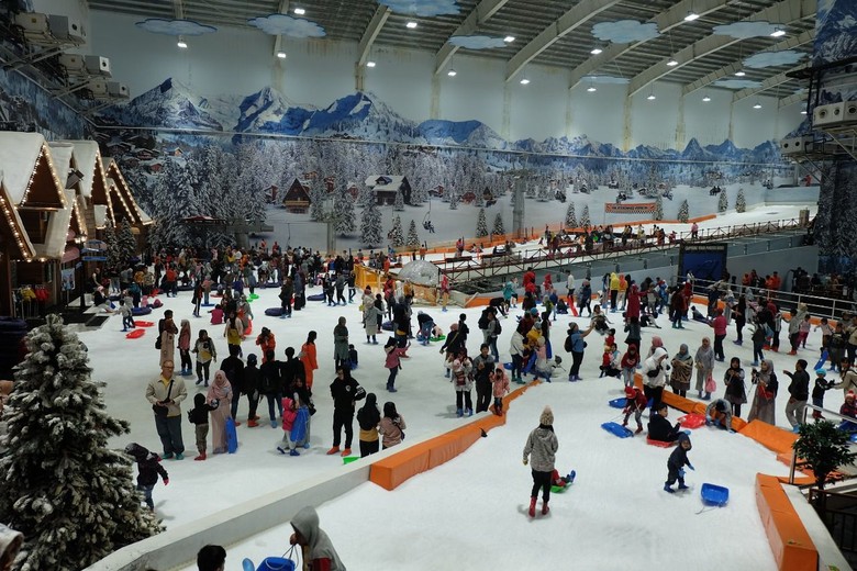 Libur Lebaran 2019, Trans Snow World Dipadati 24 Ribu Pengunjung Libur Lebaran 2019, Trans Snow World Dipadati 24 Ribu Pengunjung