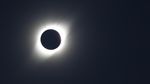 Terpesona Keindahan Gerhana Matahari Total di Chile