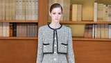 15 Koleksi Terbaru Chanel Couture dalam Fashion Show Berlatar Perpustakaan