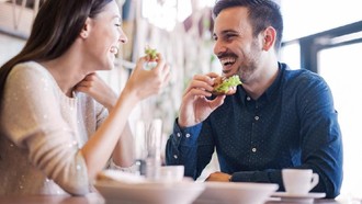 Ramalan Zodiak Cinta 19 April: Taurus Lagi Harmonis, Gemini Jangan Cemberut