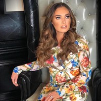 Tamara Ecclestone merupakan putri pendiri F1 Bernie Ecclestone dan model Kroasia, Slavica Ecclestone. Meskipun saham F1 sudah dijual, Tamara masih sering disebut sebagai pewaris F1 yang didirikan oleh ayahnya. Foto: Instagram @tamaraecclestoneofficial