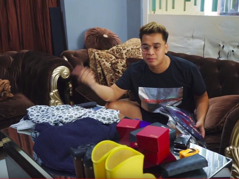 Foto: dok. Channel Youtube Billy Syahputra Foto: dok. Channel Youtube Billy Syahputra