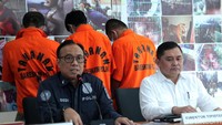 Tersangka yang diamankan berinisial MUA, KG, dan AM. Tersangka MUA ditangkap di Kaliwungu, Kudus, Jateng, pada 20 Juni 2019. Tersangka KG diamankan di rumahnya, Kecamatan Mayong, Jepara, Jateng pada 20 Juni 2019. Sementara AM dibekuk SPBU Bumi Rejo, Pati pada 21 Juni 2019.