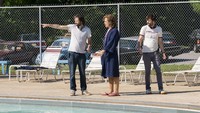 Apakah ada inang baru yang akan ditempati oleh sang monster? Foto: Dok Netflix
