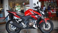 Di akhir tahun 2013, dikeluarkanlah Honda CB150R dengan transmisi 5-speed. Pintrest/ Seku Mello.