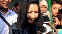 Rita sendiri merupakan narapidana kasus korupsi yang kini menghuni Lapas Pondok Bambu. Dia divonis 10 tahun penjara dan denda Rp 600 juta subsider 6 bulan kurungan karena terbukti menerima uang gratifikasi Rp 110.720.440.000 terkait perizinan proyek pada dinas Pemkab Kukar.