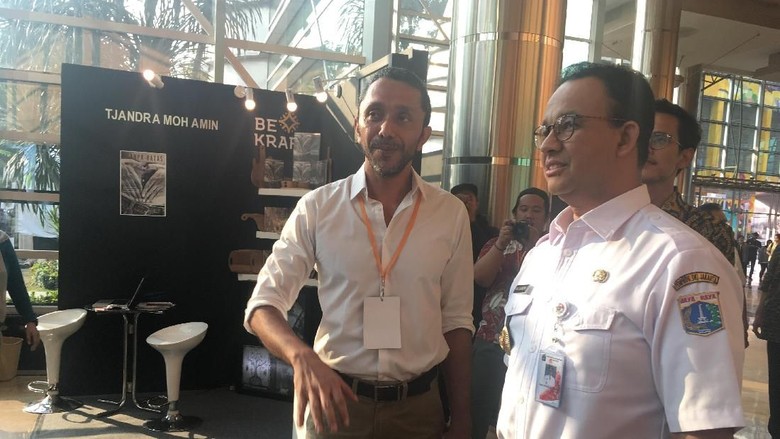Kunjungi JIPFest, Anies Ingin Ruang Publik Sering Digunakan untuk Pameran Kunjungi JIPFest, Anies Ingin Ruang Publik Sering Digunakan untuk Pameran