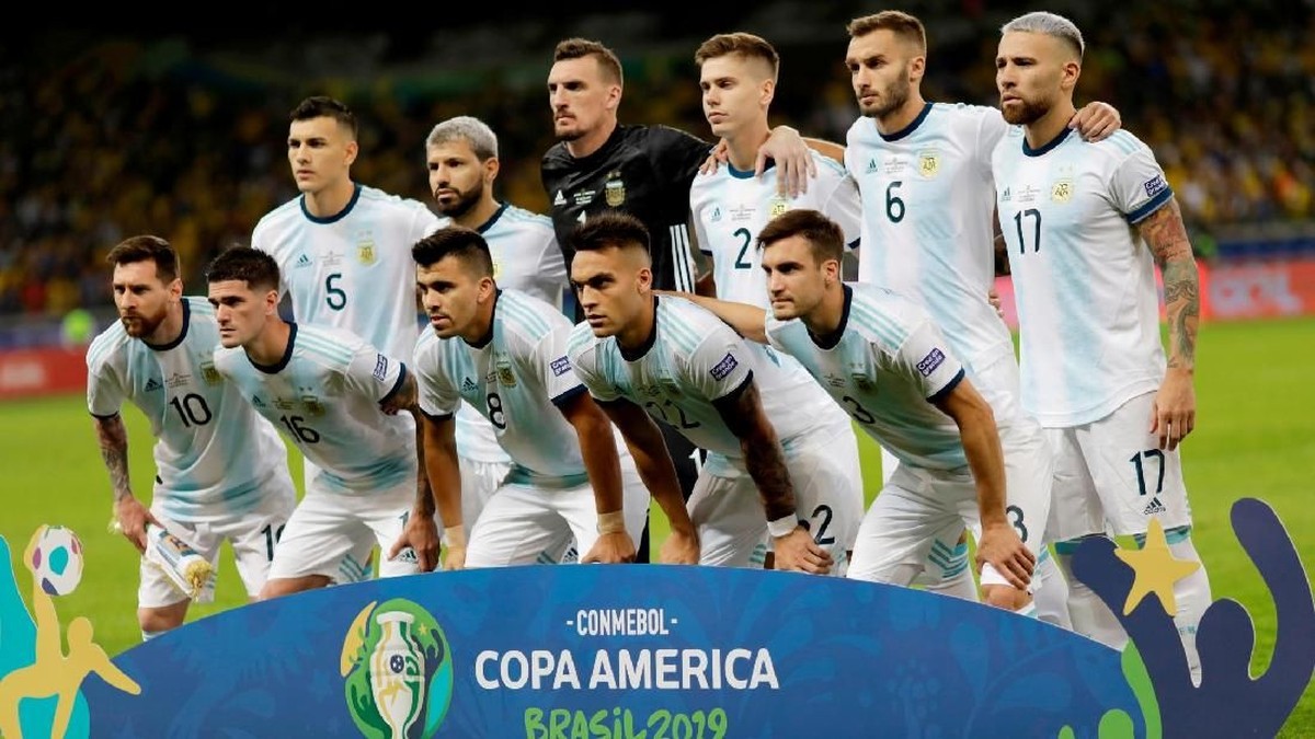UEFA bantah mengundang Argentina untuk ikut di UEFA Nations League (Foto: Ueslei Marcelino / Reuters)