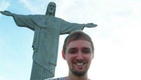 Jamie pun berkunjung ke Christ the Redeemer, Rio de Janeiro yang jadi seven wonders of the world. (Jamie Ather/BBC)