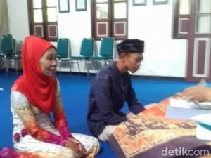 Terhadang Restu Keluarga, Mbah Tasmi Gagal Nikahi Perjaka Remaja