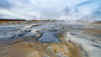Tempat latihan astronot kebanyakan adalah Gunung Api Askja dan Kawah Hrossaborg. Kawah ini sudah berusia 10.000 tahun. (iStock)