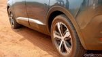Menjajal Ketangguhannya Peugeot 5008