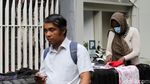 Pencari Suaka Afghanistan dan Sudan Menginap di Trotoar