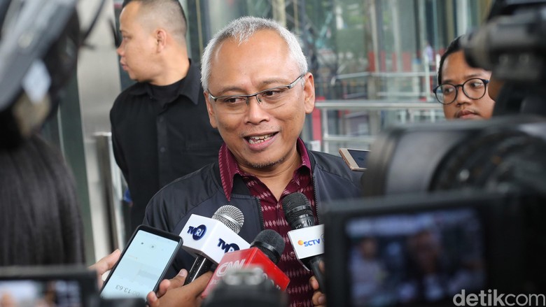 Komisi II soal Usul Legislator Maju Pilkada Tak Perlu Mundur: Itu Dikunci MK Komisi II soal Usul Legislator Maju Pilkada Tak Perlu Mundur: Itu Dikunci MK