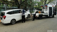 Nantinya para pengemudi akan dikenakan biaya tilang.