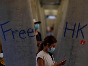 China dan Inggris Terlibat Perang Kata-kata Soal Hong Kong