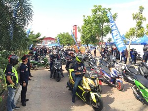 Ribuan Pencinta Yamaha Buat Sesak Maxi Yamaha Day di Palembang