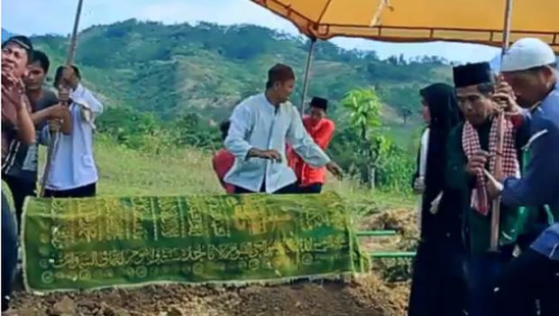 'Azab' Makin Pede Meski Dapat Banyak Cemoohan