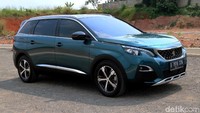 Pabrikan asal Prancis, Peugeot di bawah payung PT Astra International resmi undur diri dari Indonesia. Peugeot setop memasarkan produknya di Indonesia per Kamis (2/5/2024). Peugeot 5008 jadi salah satu model yang disetop penjualannya. Foto: Dadan Kuswaraharja