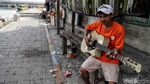 Begini Aktivitas Nelayan di Proyek Tanggul Laut Cilincing