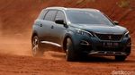Menjajal Ketangguhannya Peugeot 5008