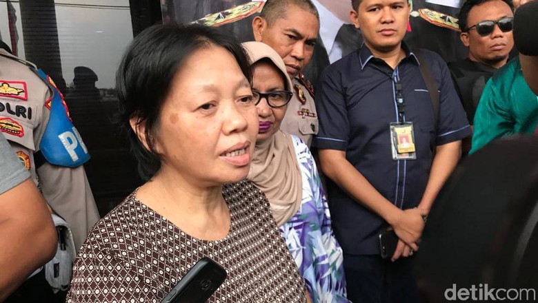 Nenek yang Terjungkal karena Jambret Trauma Ajak Bayi ke Luar Rumah Nenek yang Terjungkal karena Jambret Trauma Ajak Bayi ke Luar Rumah