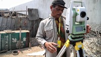 Menurut keterangan pegawai BPN, proyek nasional tanggul laut raksasa tahap dua itu akan segera dilanjutkan pada bulan Juli ini.