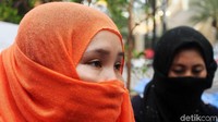 Para pencari suaka ini berasal dari Afghanistan dan Sudan.