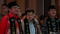 Acara halalbihalai berlangsung di Hotel Westin, Jl HR Rasuna Said, Jakarta Selatan, Jumat (5/7/2019). Jusuf Kalla tiba sekitar pukul 20.00 WIB.