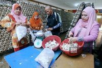 Keren! Kantin Tua Ini Disulap Jadi Kebun Jamur dengan Laba Rp 51 Juta