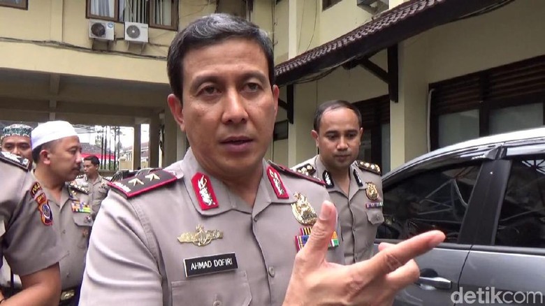 Polisi: Penembakan Pospol di DIY Tak Berkaitan dengan Bom Molotov Magelang Polisi: Penembakan Pospol di DIY Tak Berkaitan dengan Bom Molotov Magelang